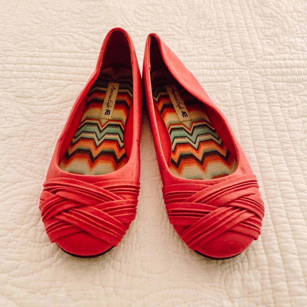 *SOLD* Hot pink flats